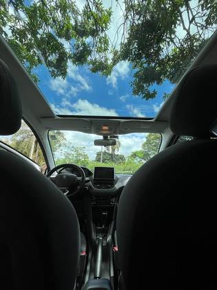 PEUGEOT 208 1.6 ALLURE 16V FLEX 4P AUTOMÁTICO